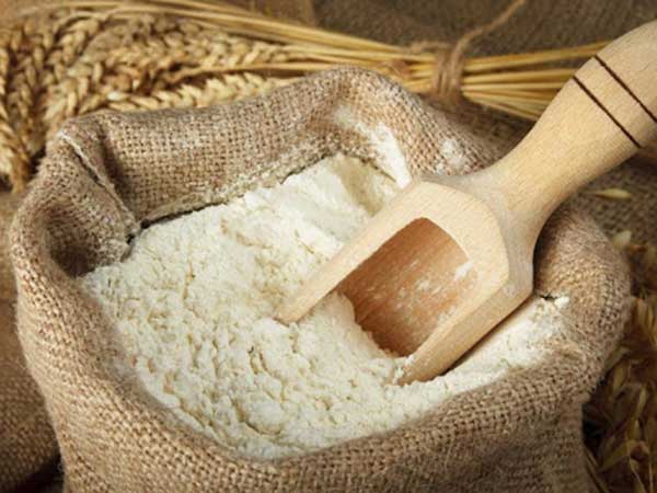 Confezioni-da-10-kg-di-farina-bramata-sfusa-modena