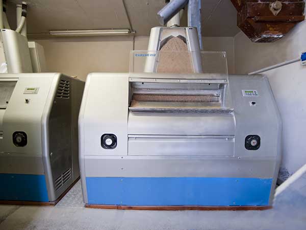 Macinazione-di-grano-in-grandi-quantita